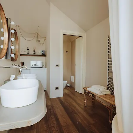 Paradiso Charme&design Adults Only Couette-café 4*
