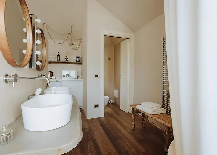 Paradiso Charme&design Adults Only Bed & Breakfast 4*